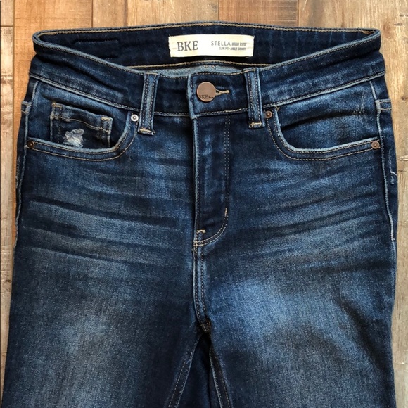 LIKE NEW! BKE Stella High Rise Slim Ankle Jeans - Picture 4 of 5